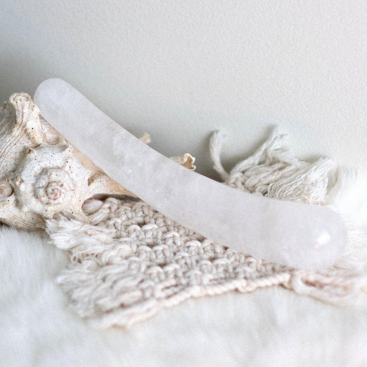 The Curve | Clear Quartz Crystal Yoni Wand